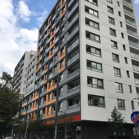 Luxlux Afara ורשה